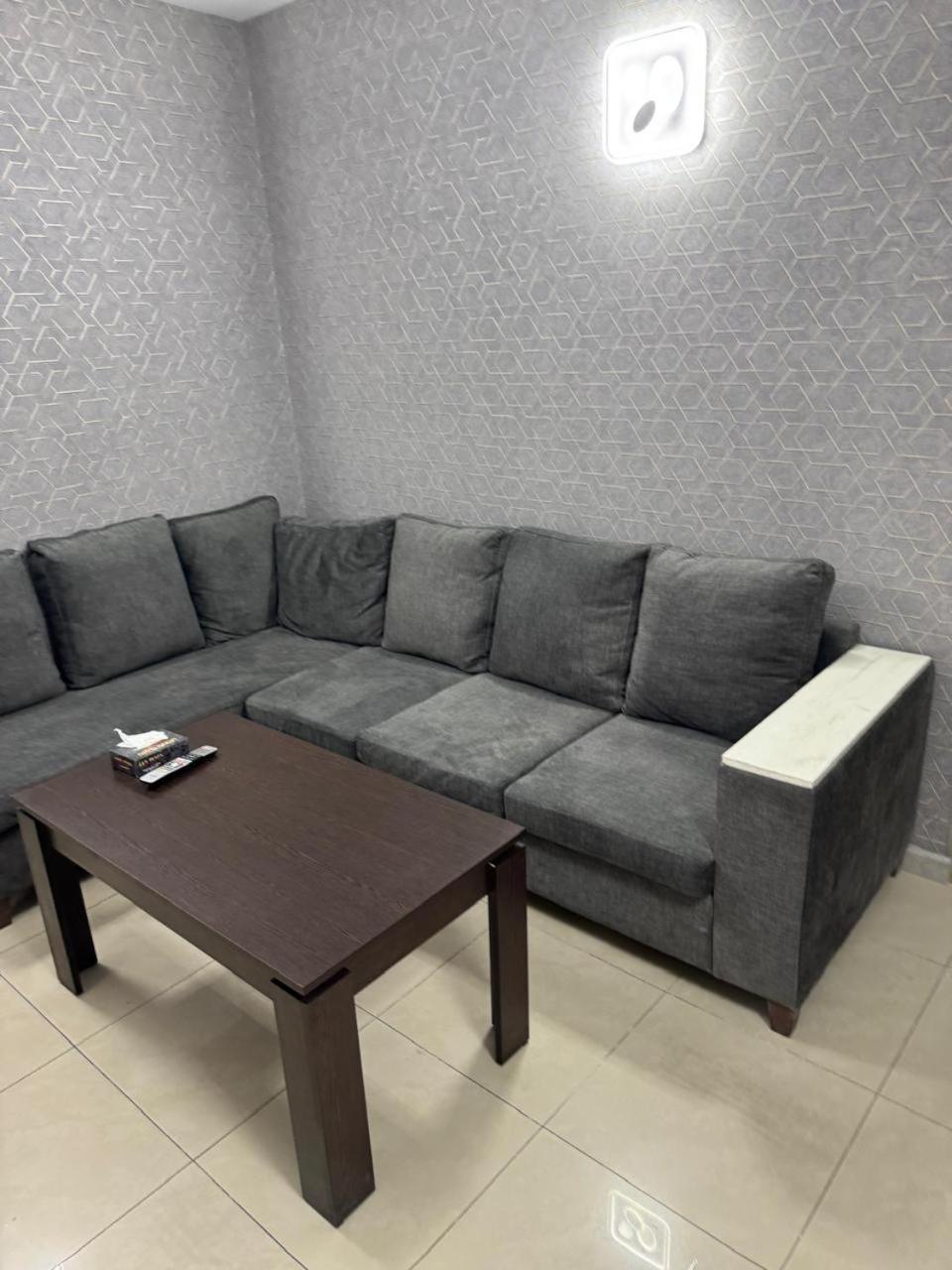 Lux Plaza Hotel P'arak'ar Luaran gambar